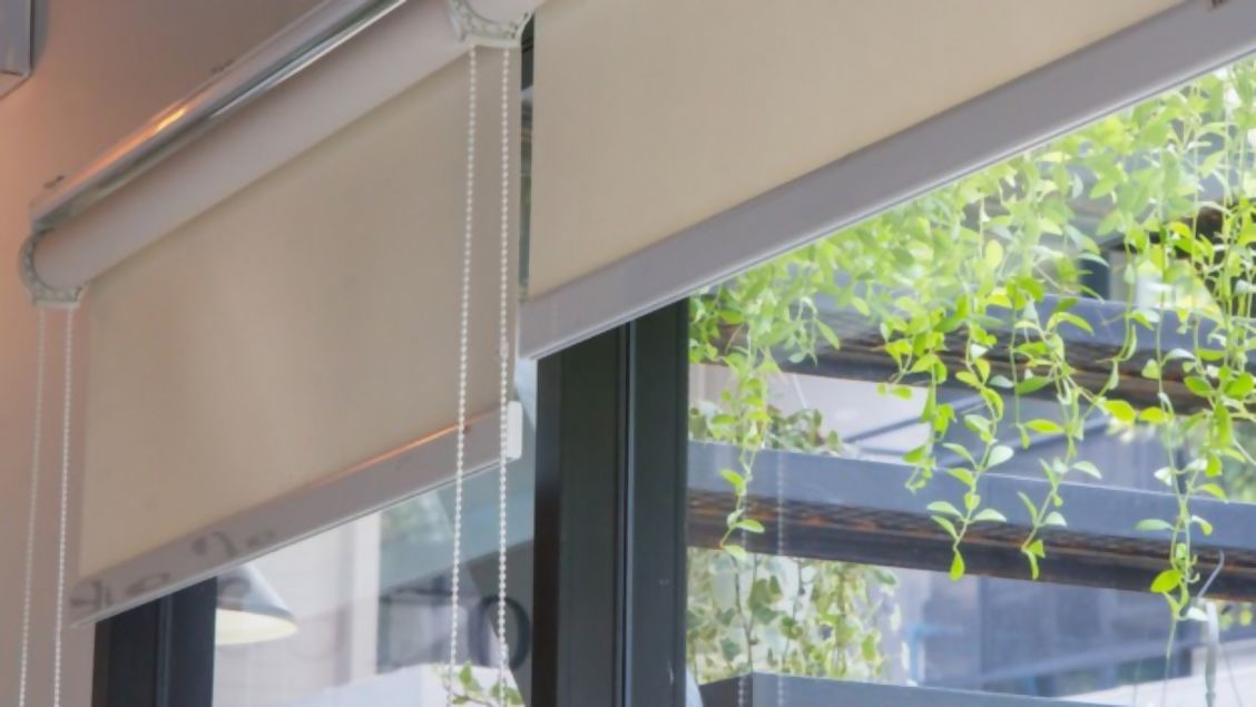 Cortina Rolo Blackout Prisma 1